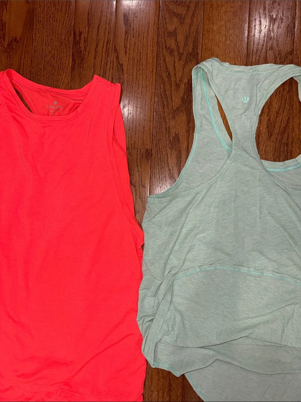 lululemon athletica Women's Tank Tops - Coral & Mint